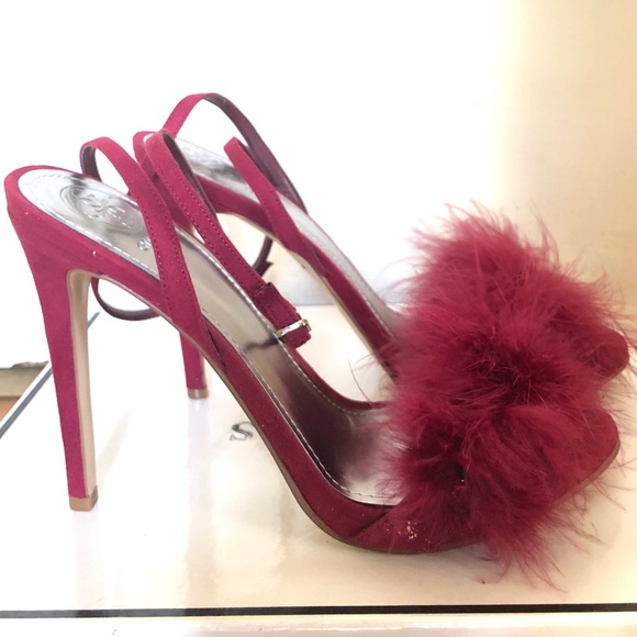 NIB GUESS Sexy Burgundy Strappy Pumps w/Feathers - Picture 4 of 7